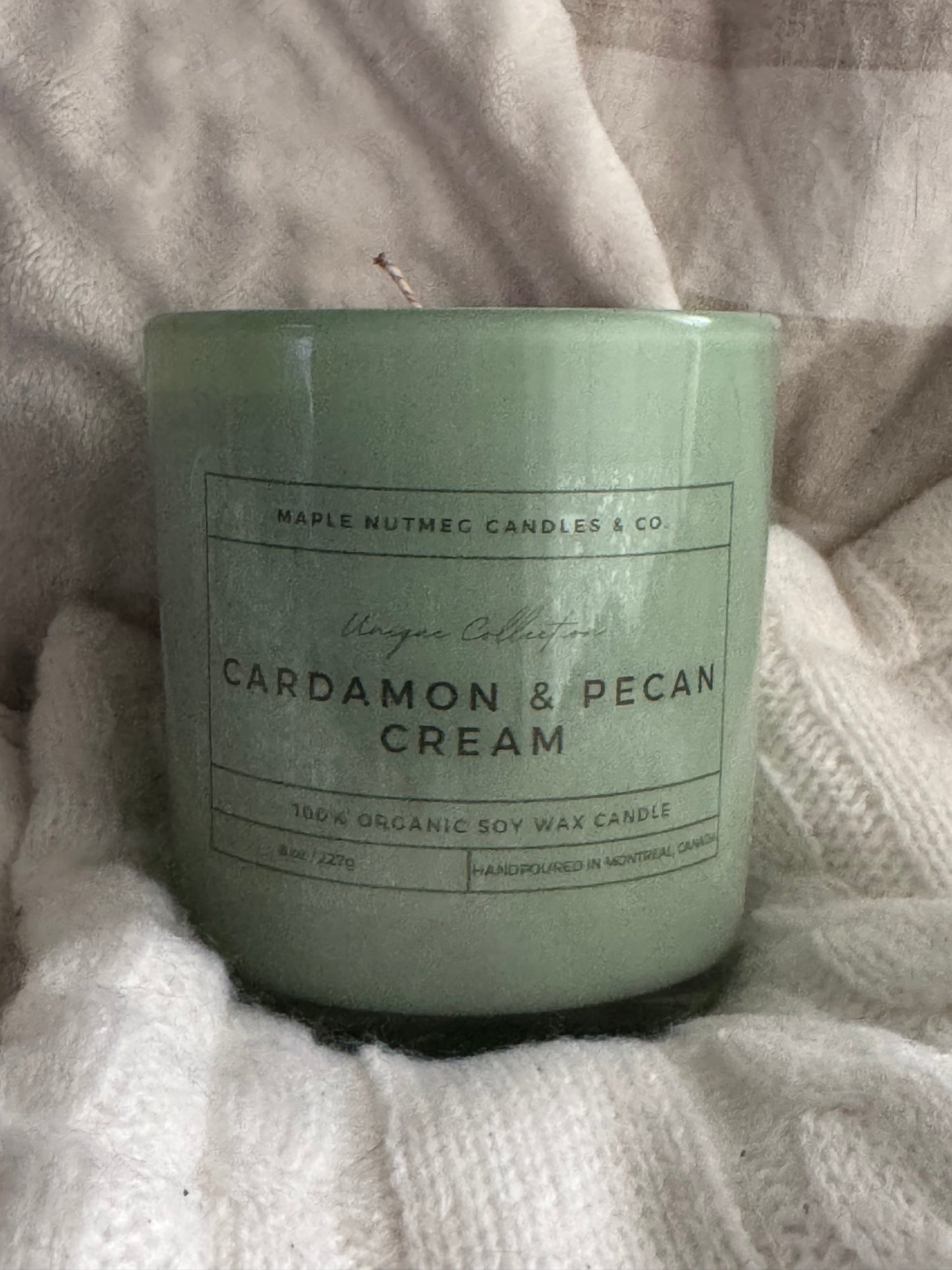 Kana Handmade Cardamom & Pecan Cream Scented Soy Candle