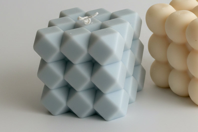 Carrée Handmade Creamy Coconut EucalyptusScented Soy Candle Light Blue