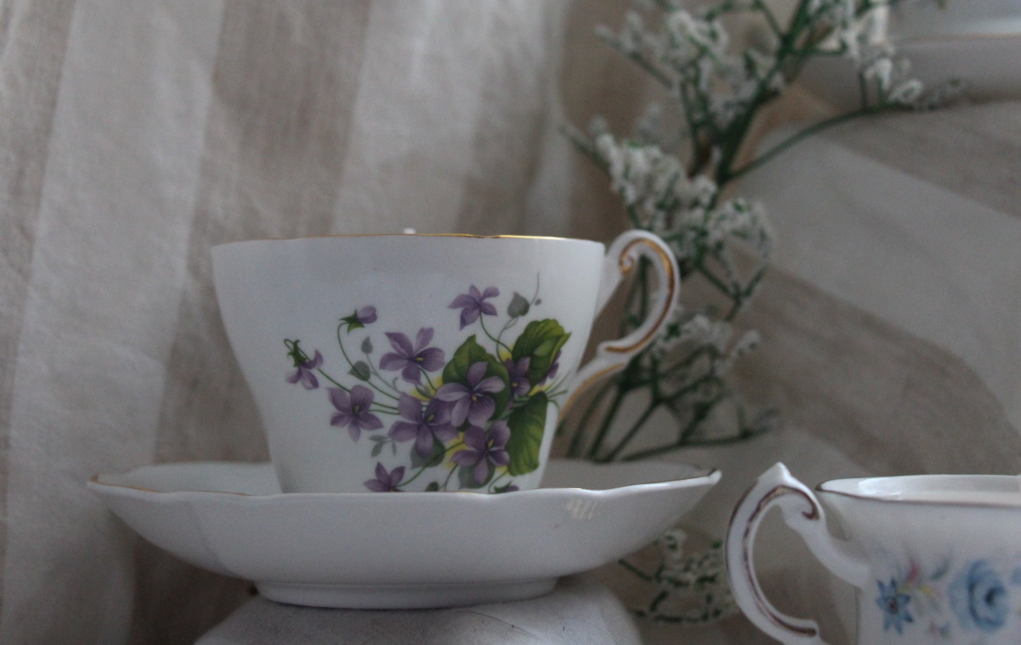 Paisley Handmade Spiced Chai Cinnamon Scented Soy Candle in Teacup