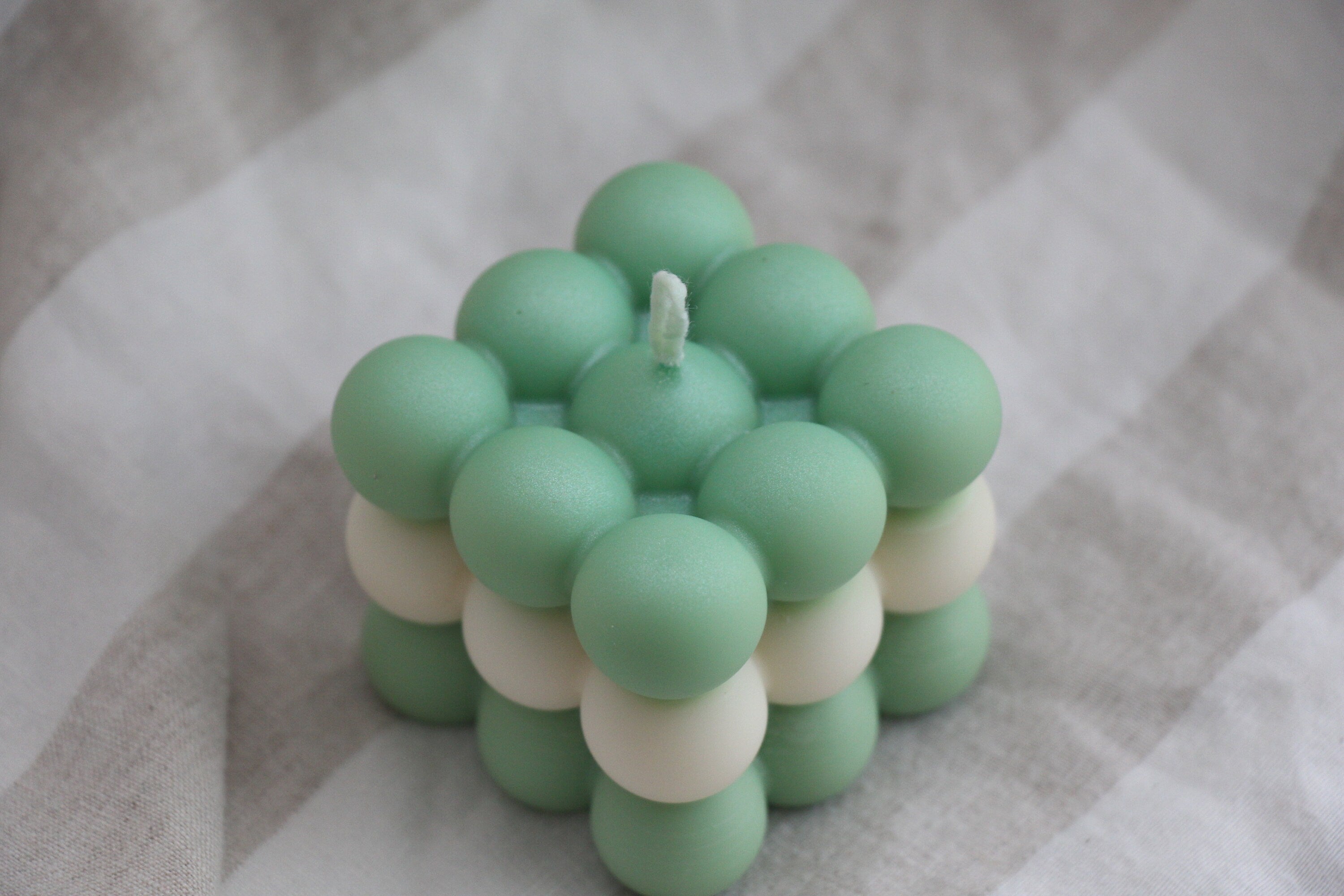 Bubble Handmade Colour Organic Soy Candle Mint & White Colour Unscented